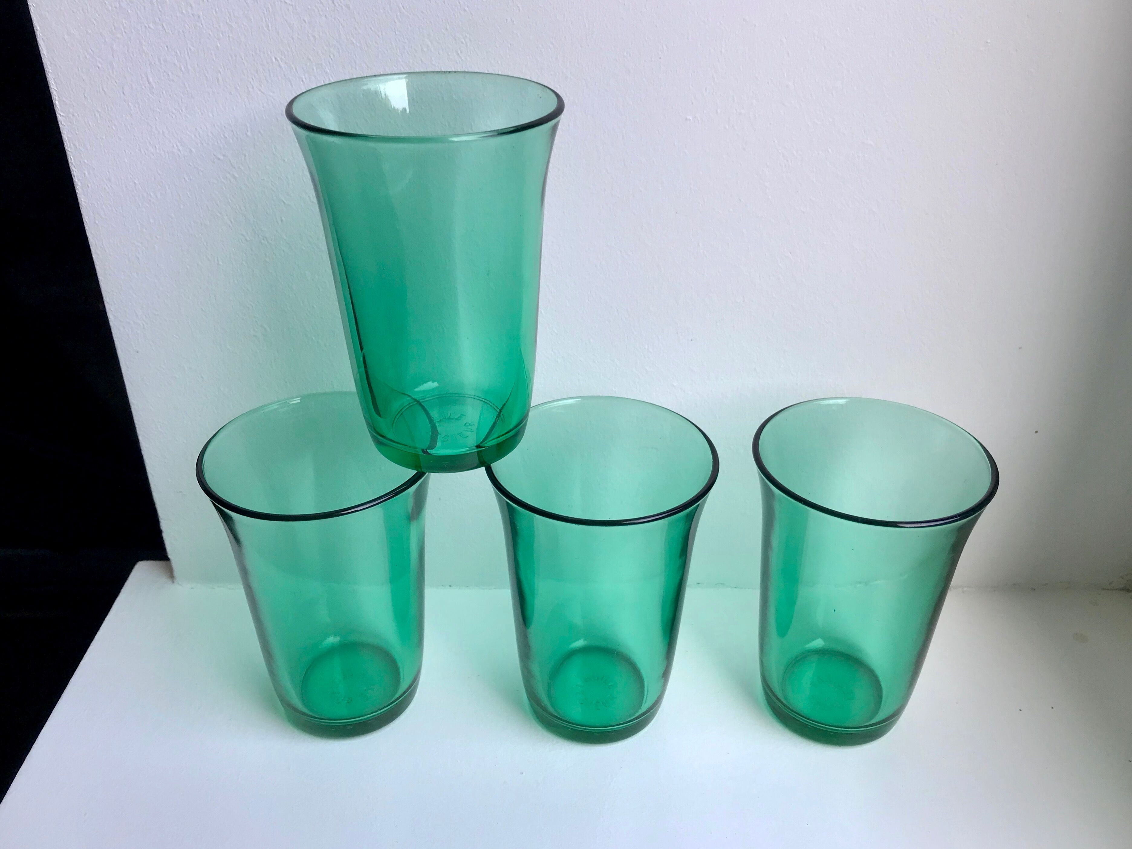 Set of 4 green water glasses 70s