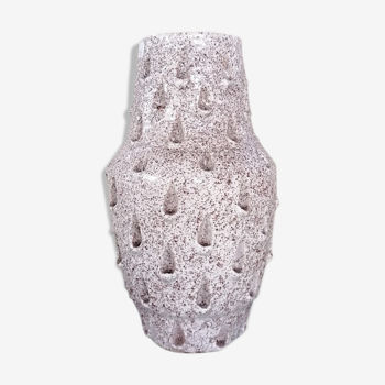 Pink beige sandstone vase