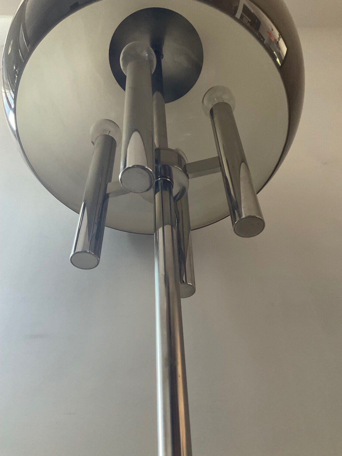 Lampadaire par Harvey Guzzini des années 60-70