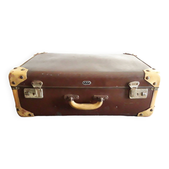 Old DMB Breiz suitcase