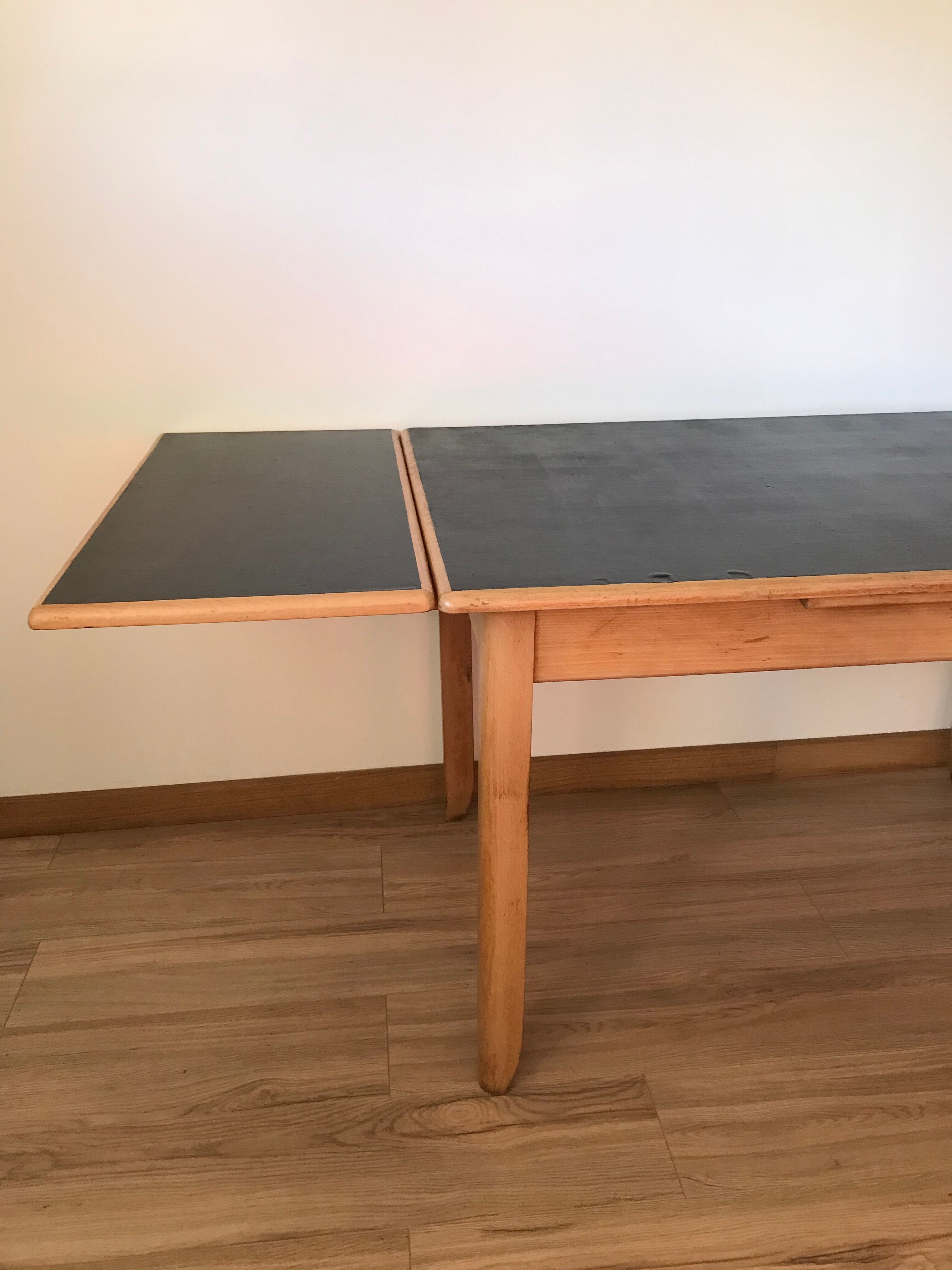 Mado table of old farmhouse