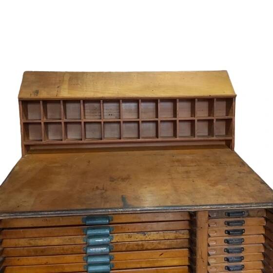 Printing furniture from the 1930s by Croon.