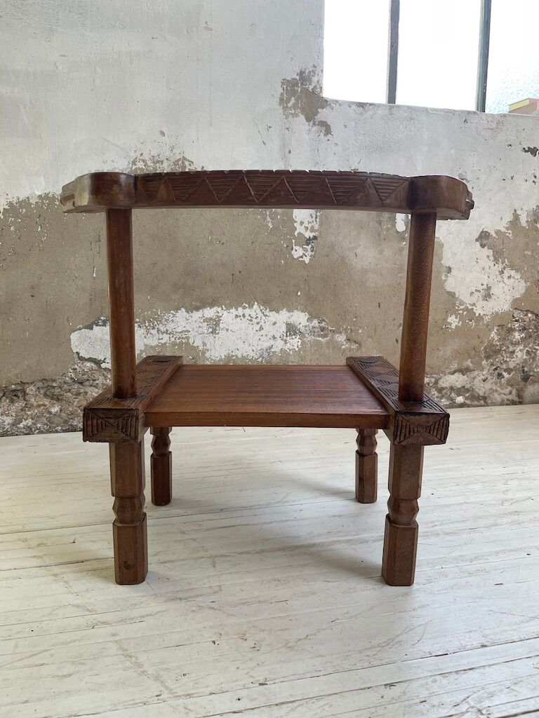 Low chair côte d'ivoire