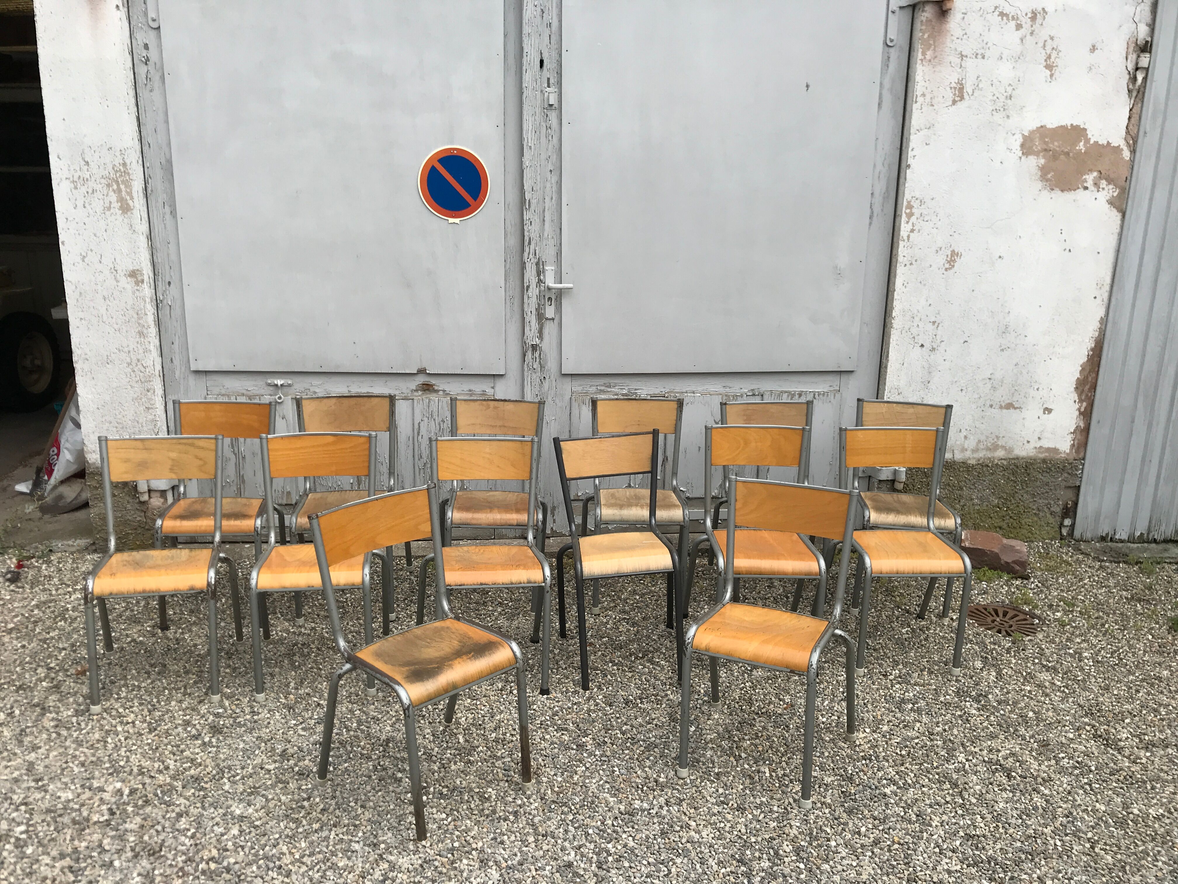 22 former vintage school chairs
