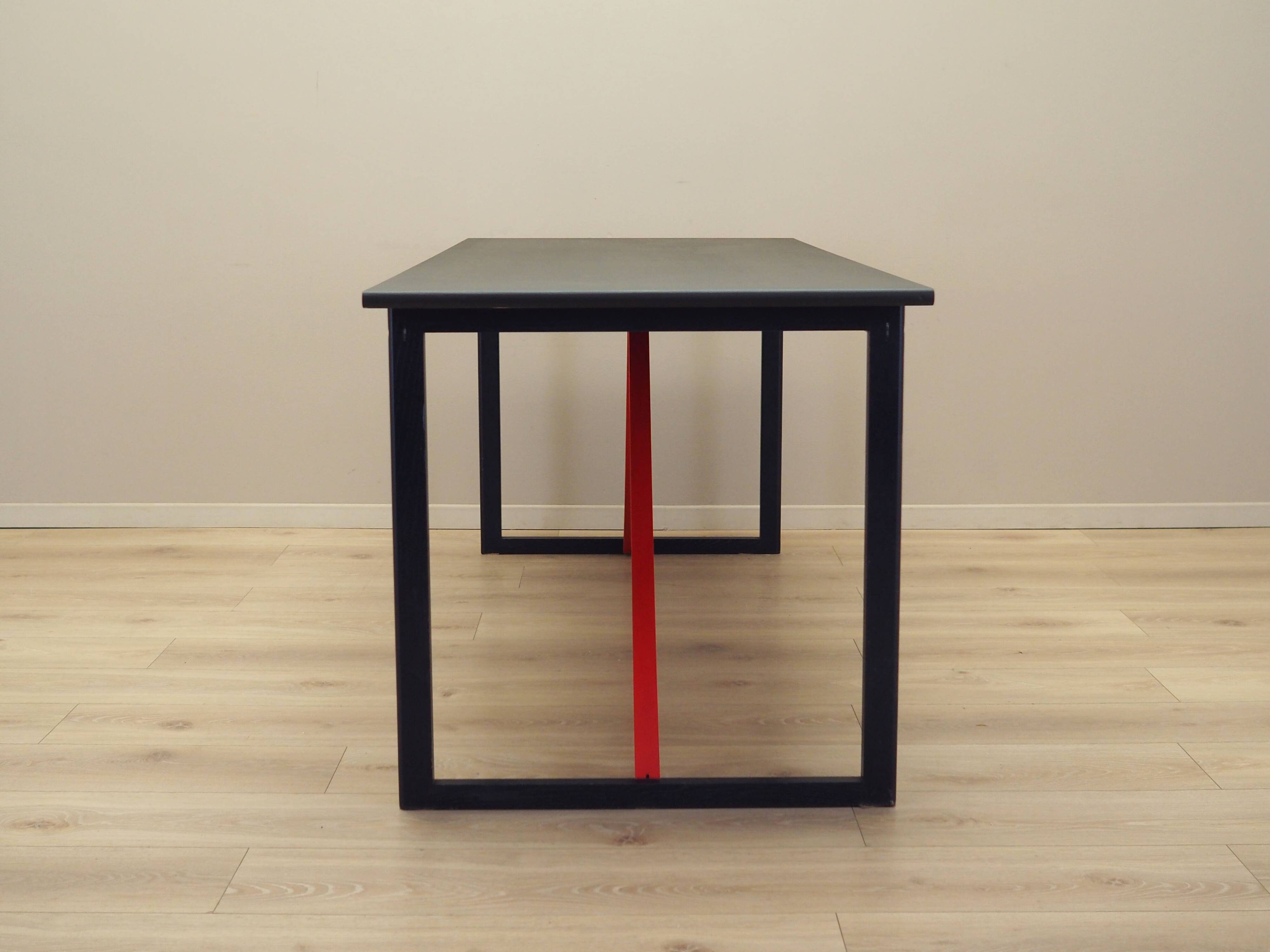 Acacia desk, Italian design, 1980s, production: Italy