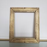 Cadre ancien en bois sculpté doré