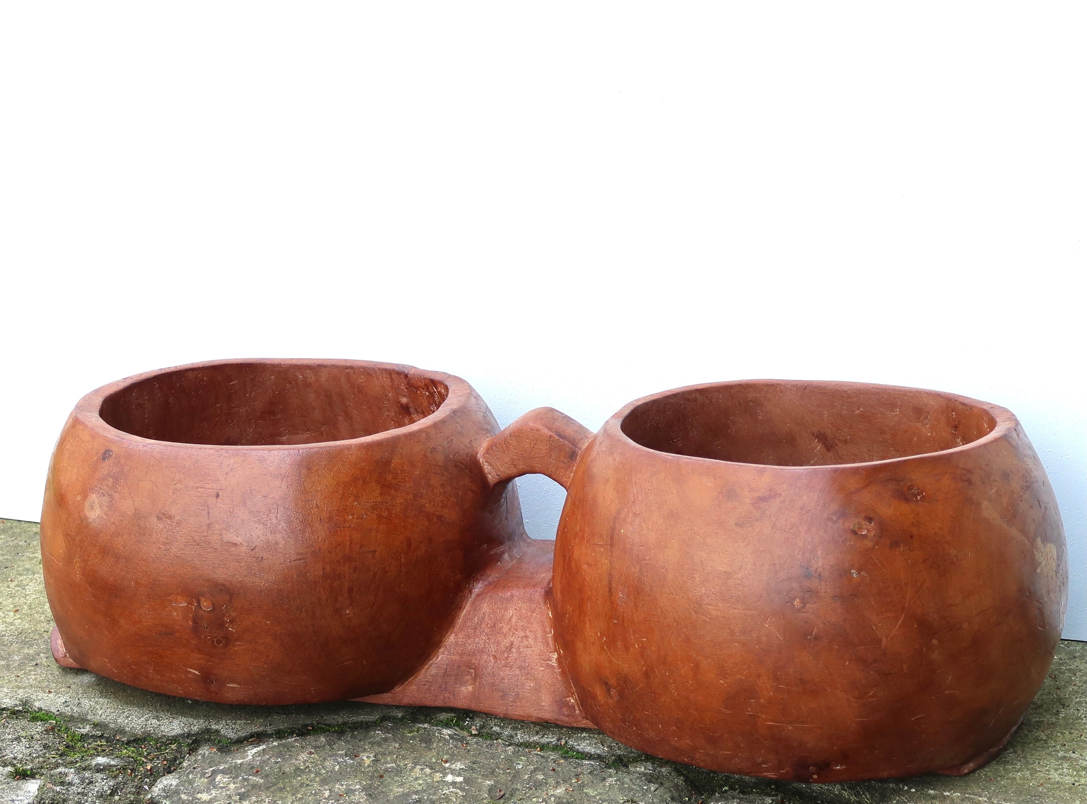 Ethnic wooden gardener 70s