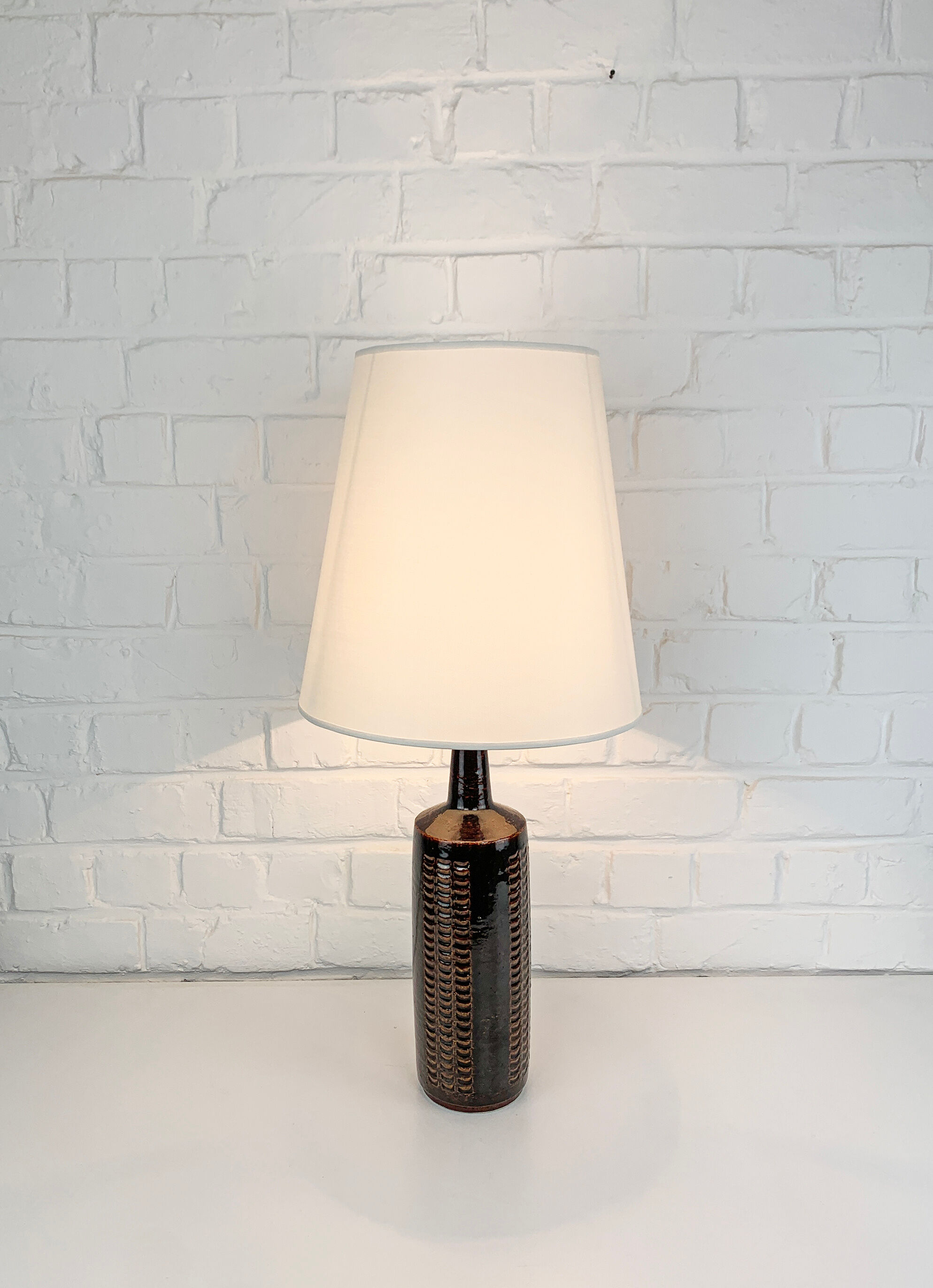 Ceramic table lamp, Per Linnemann-Schmidt for Palshus, Denmark, 1960