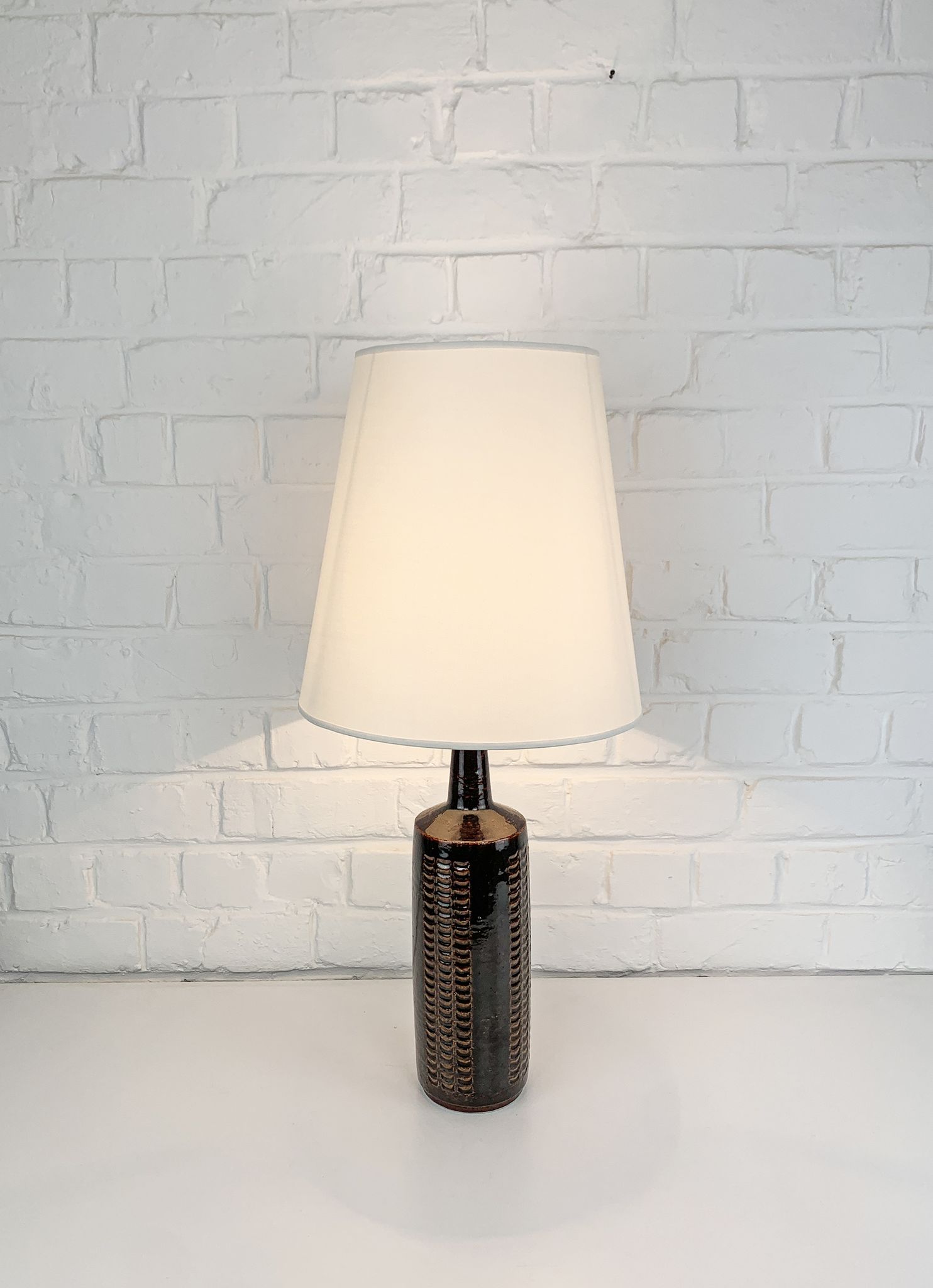 Ceramic table lamp, Per Linnemann-Schmidt for Palshus, Denmark, 1960