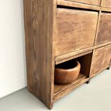 Meuble de métier ancien à 24 casiers