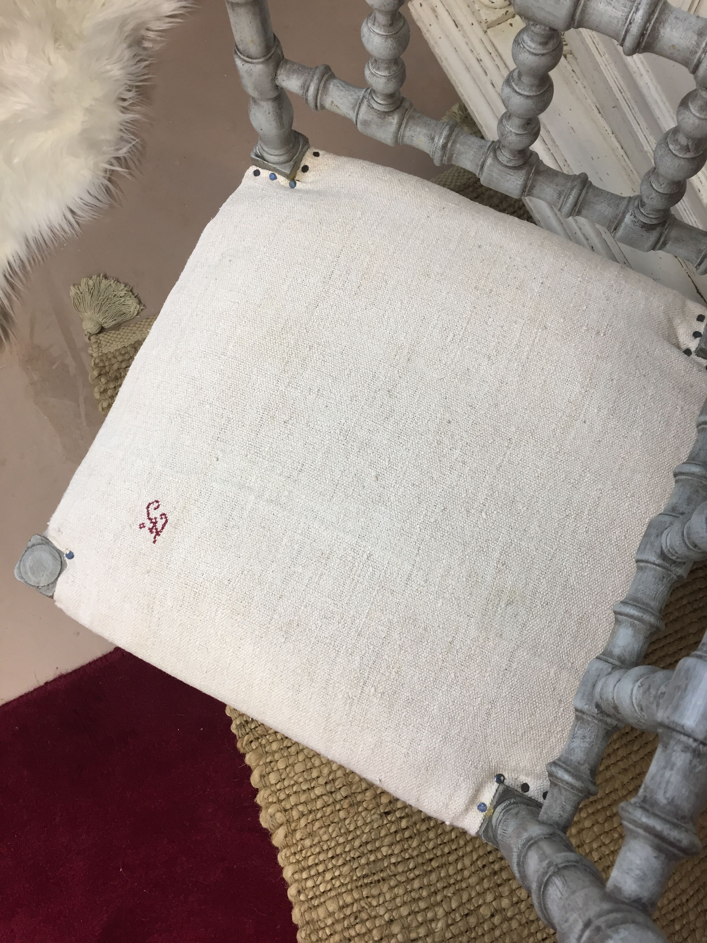 Corner antique chair