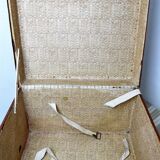 Old trunk of luxury Lavoet