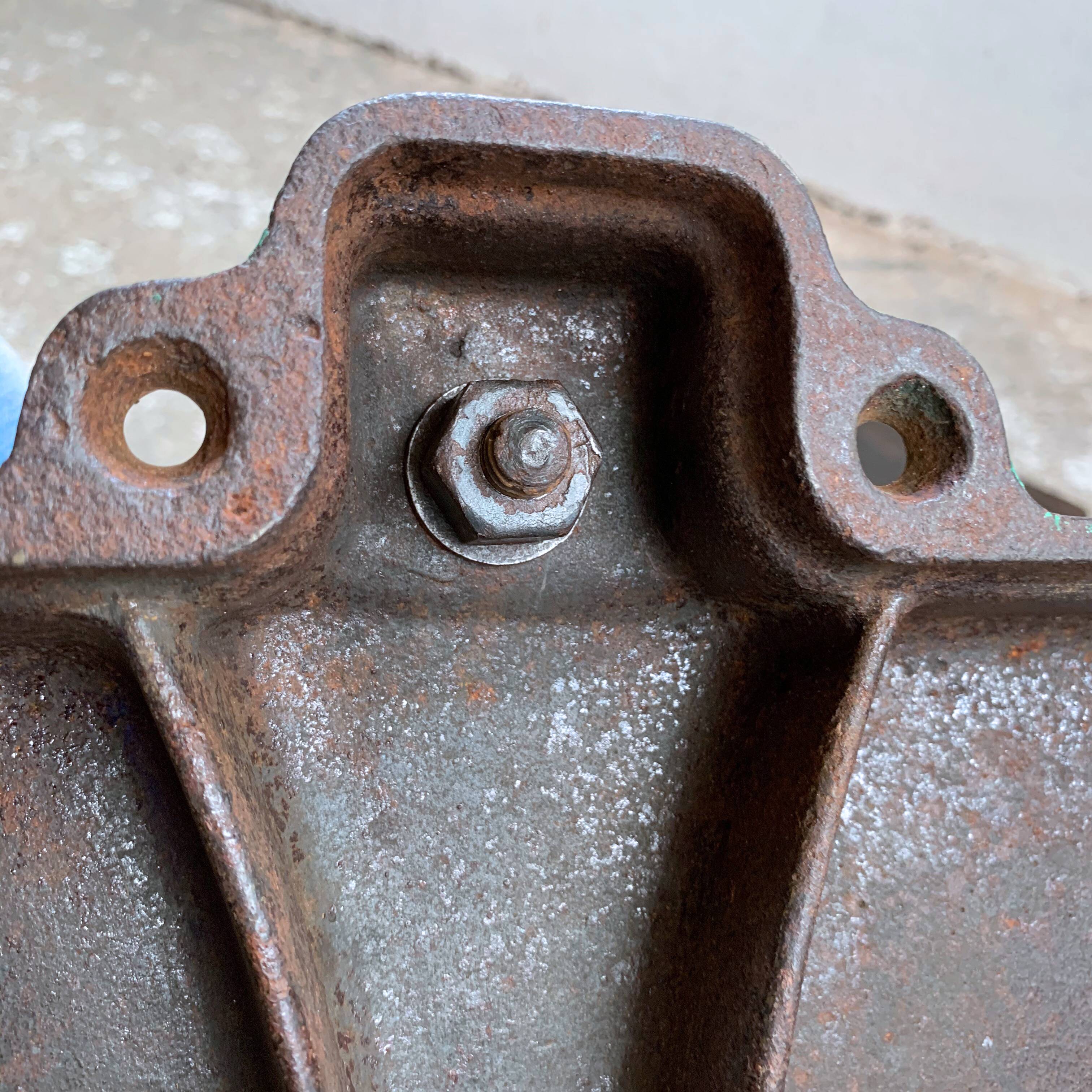 Cast-cast printing press to be linked