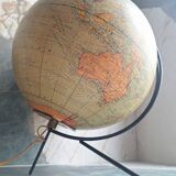 Mappemonde vintage, planisphère lumineux ancien, globe terrestre