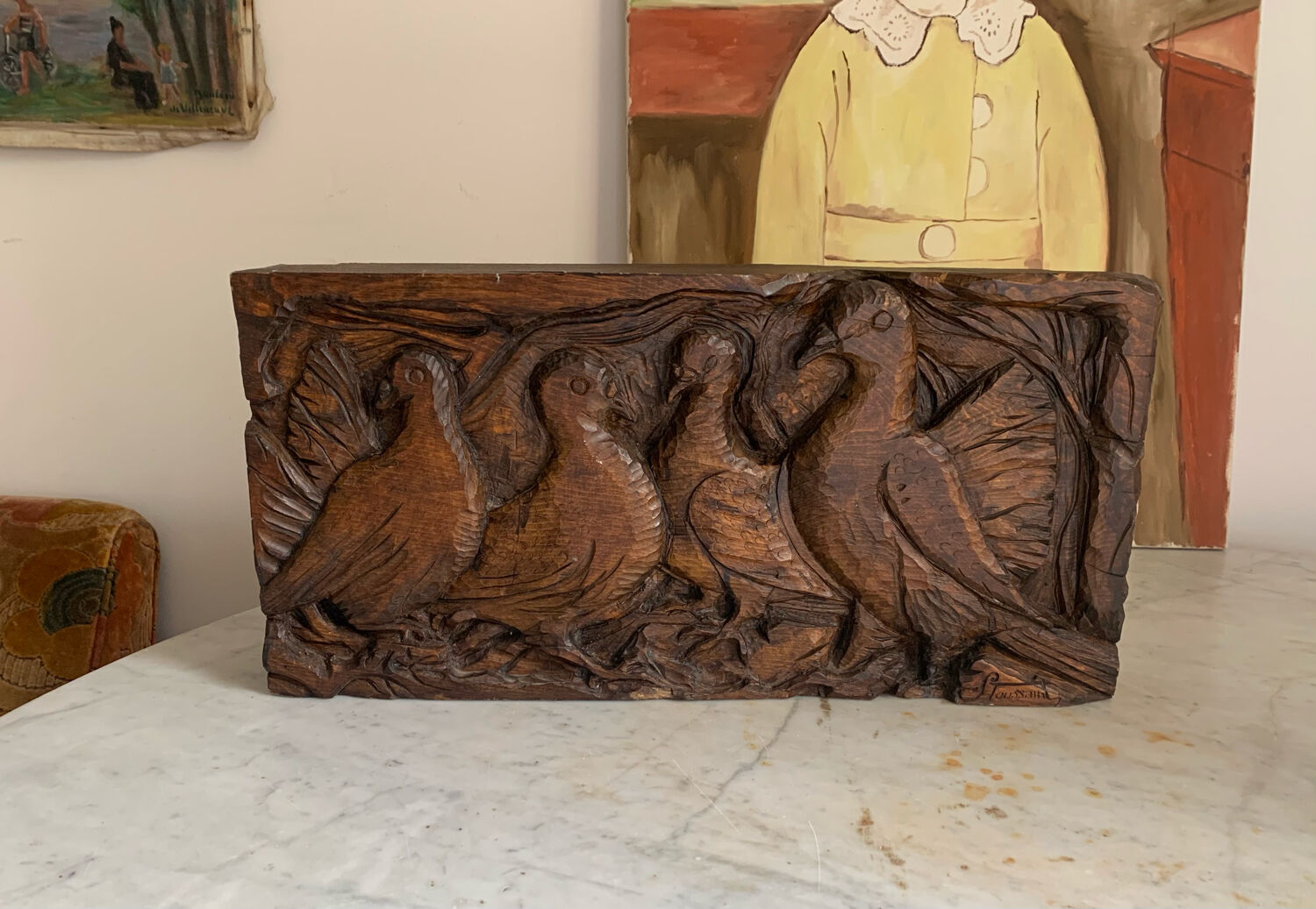 Carved wooden room decoration