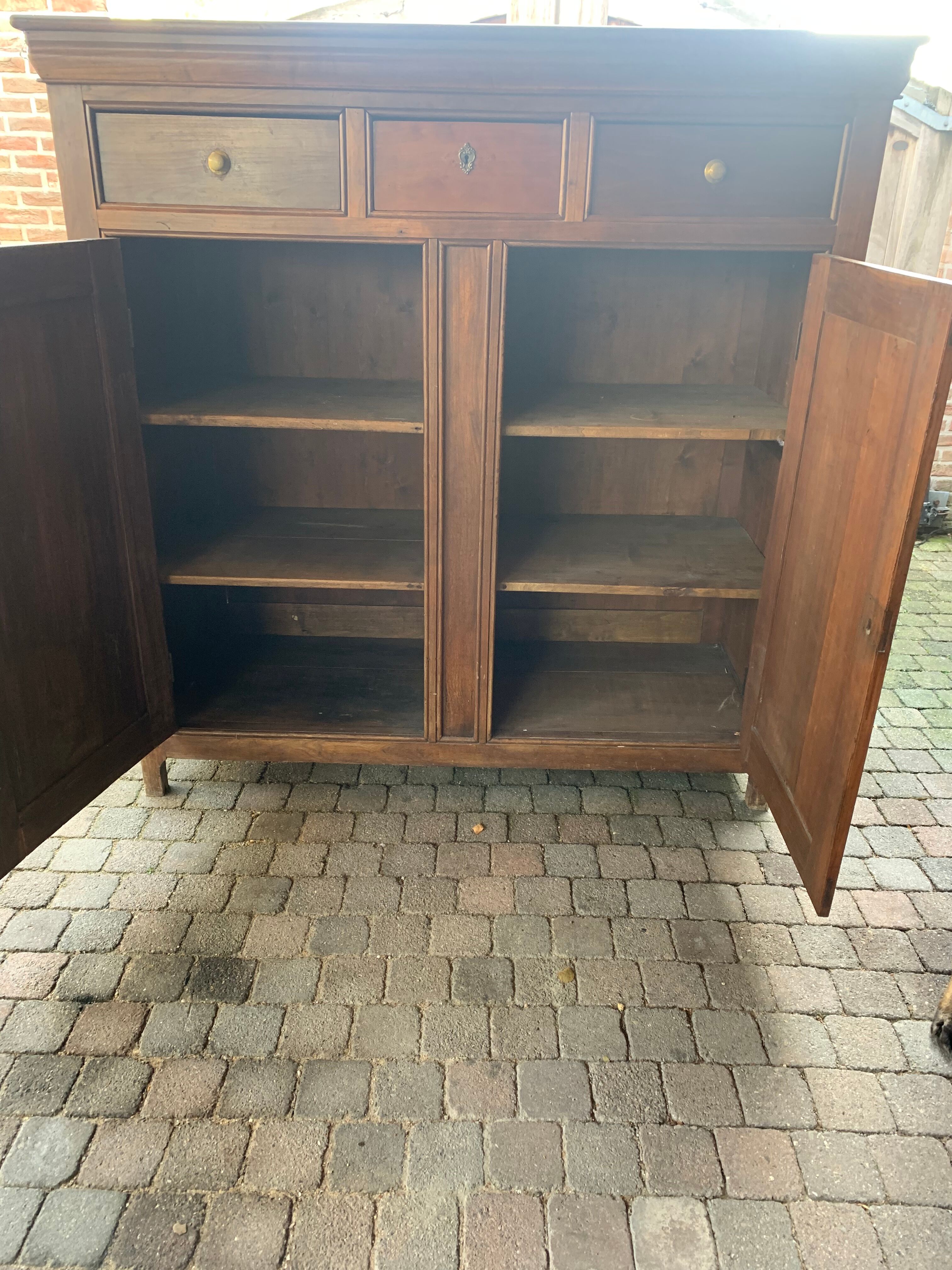 Campaign cabinet