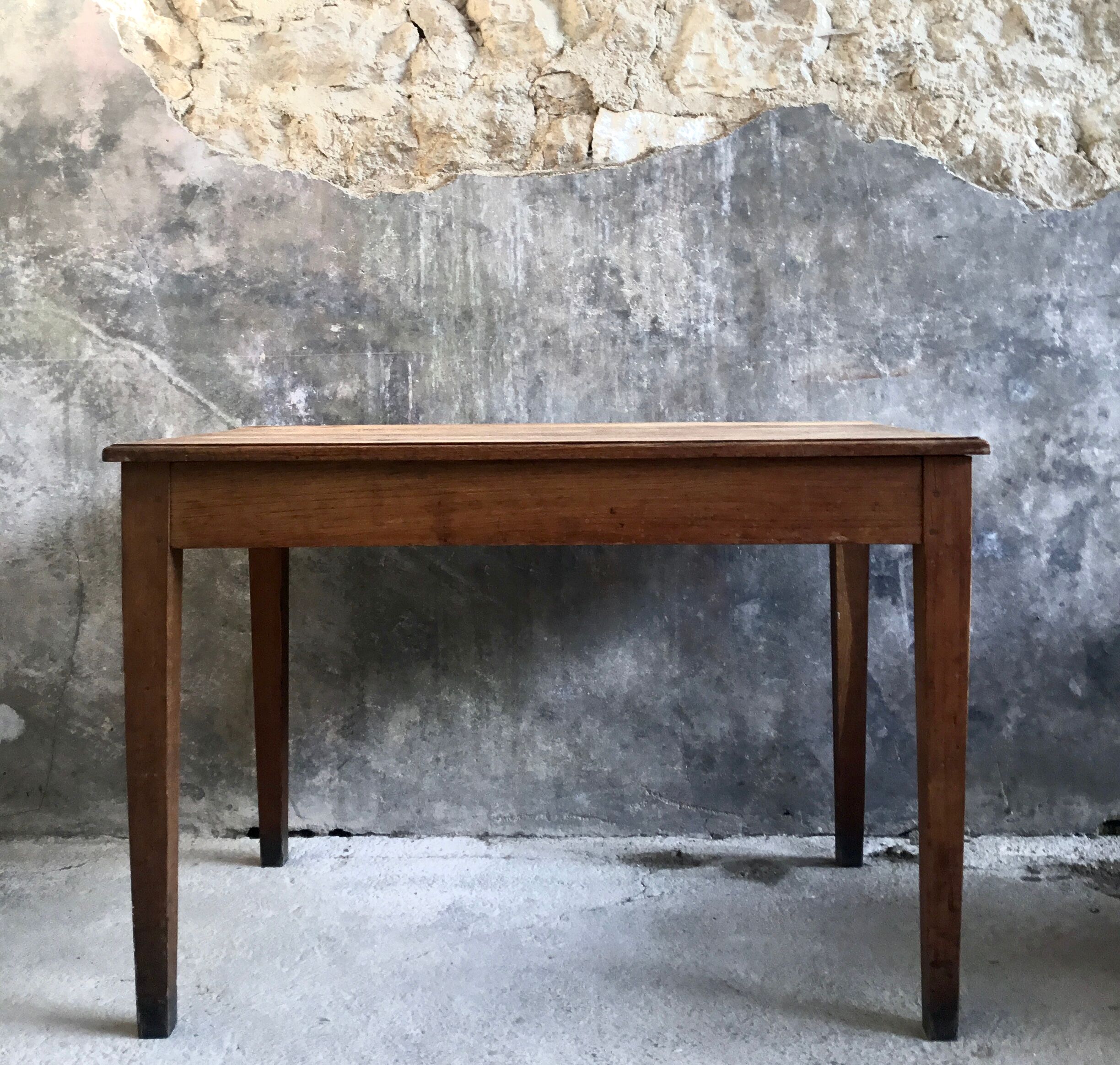 Small oak farmhouse table with large drawer - 110 cm
