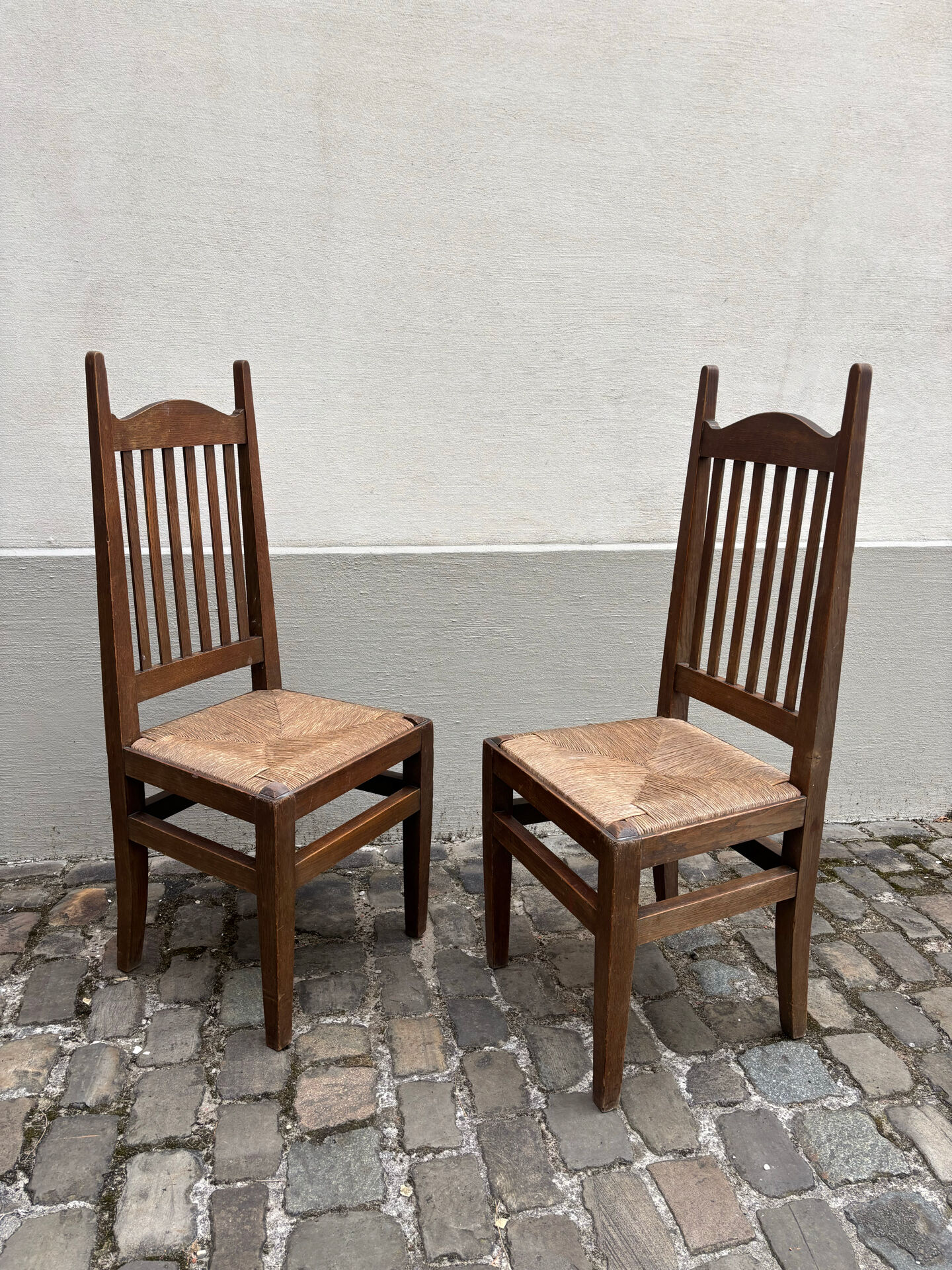 2 chaises en bois art nouveau