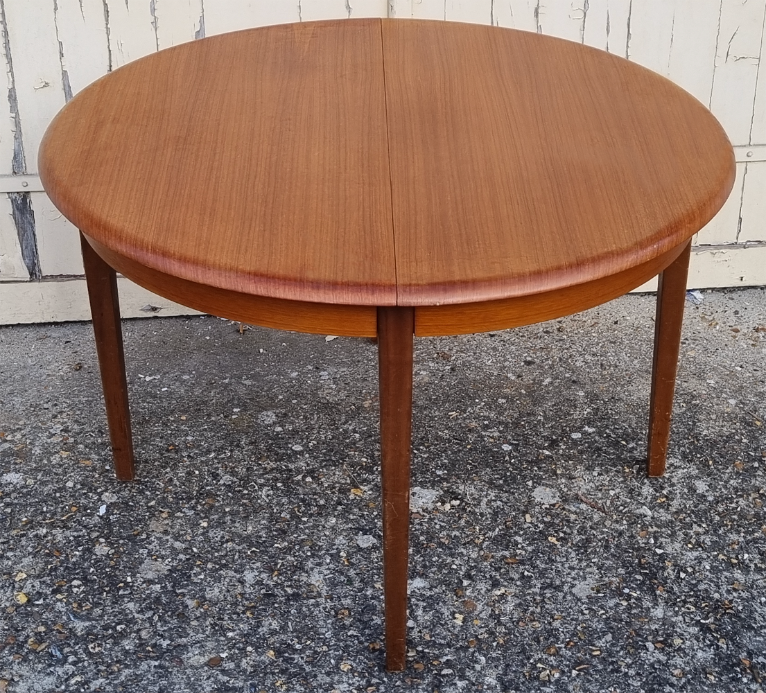 Extendable round dining table, solid wood, vintage, 60s