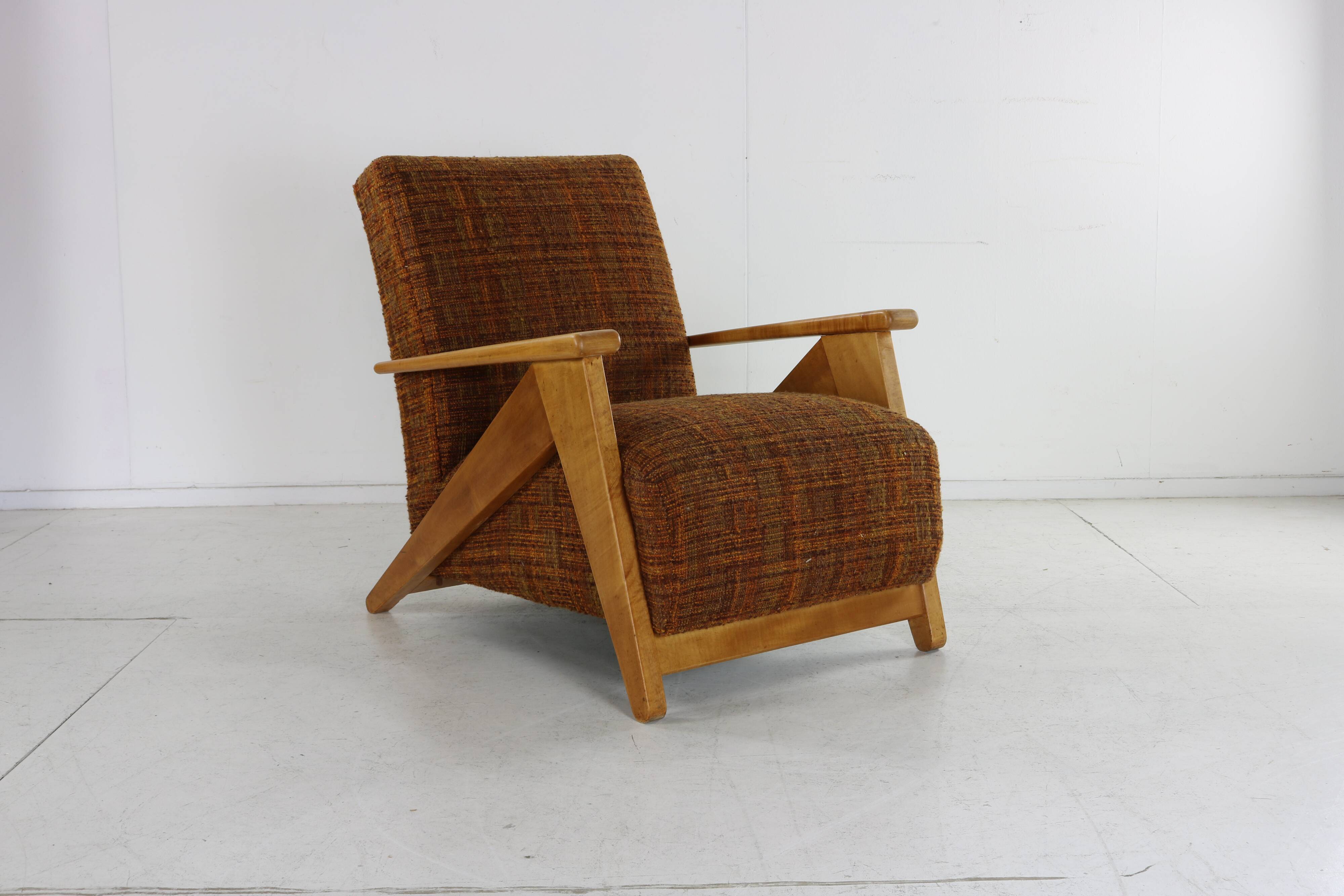 Forties dutch design larger lounge chair attributed to Jan den Drijver