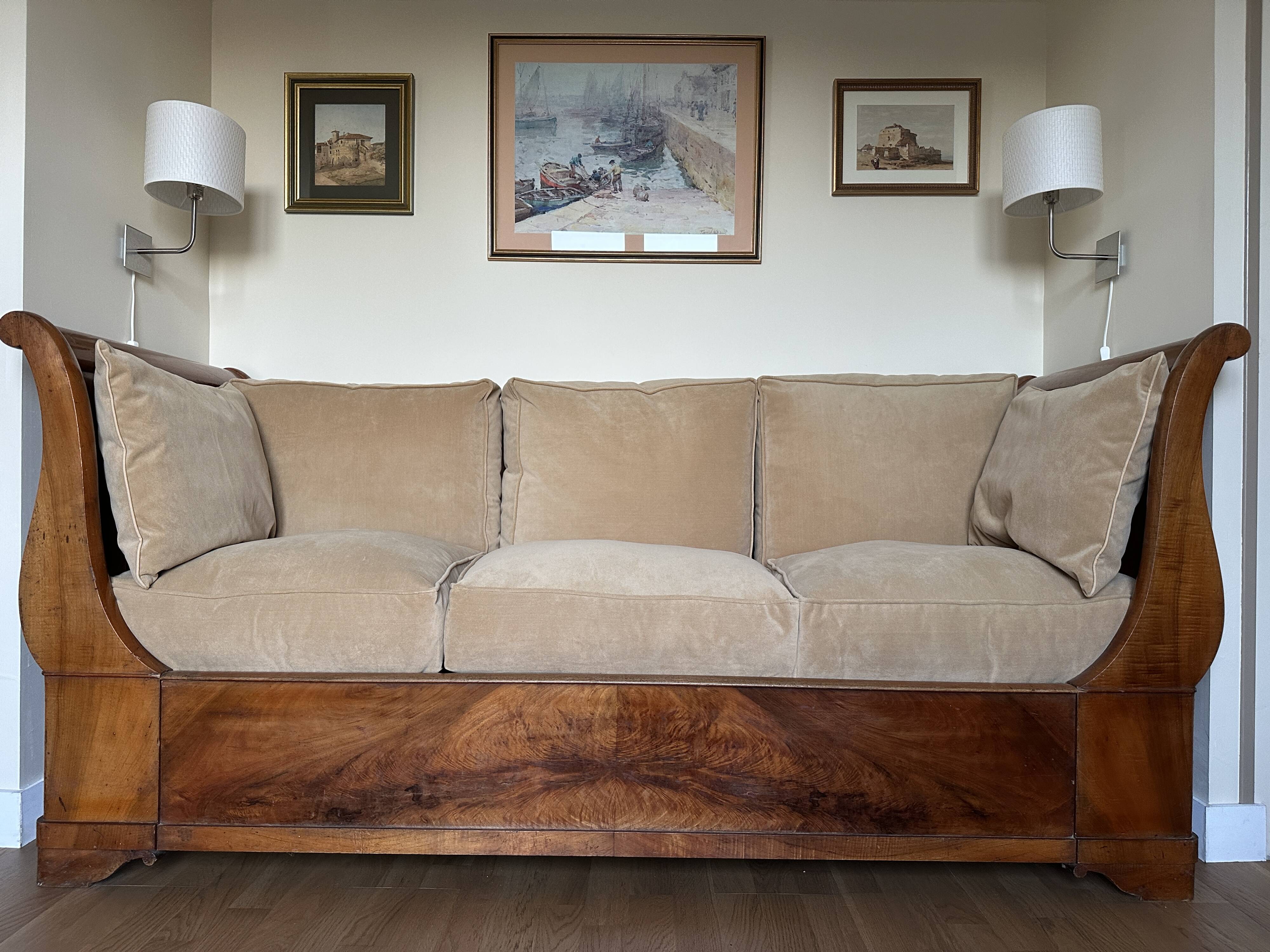 Antique 19th century mahogany sofa bed