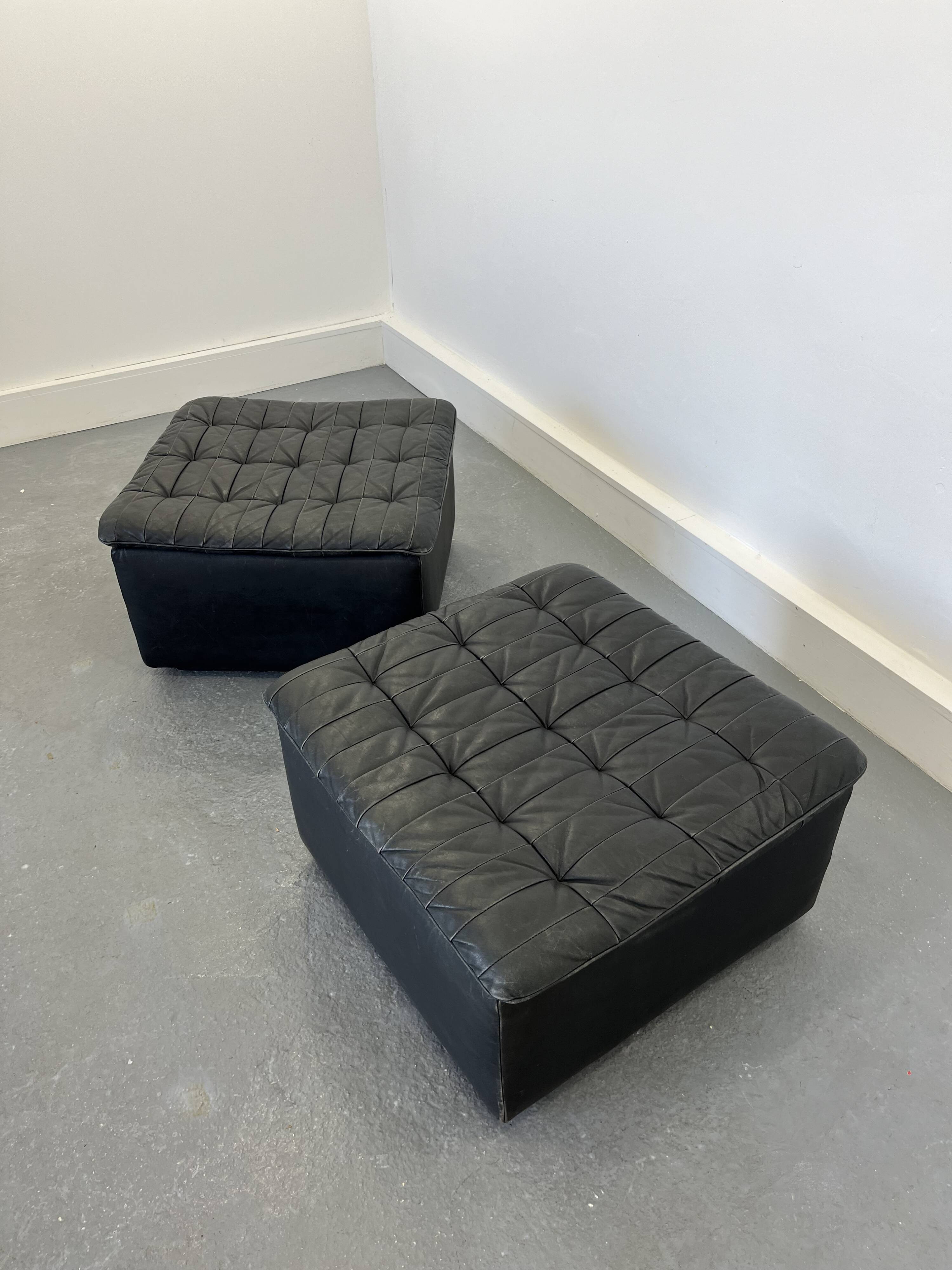 Large Swiss Poufs in Patinated Grey Leather from de Sede, 1970s, Set of 2