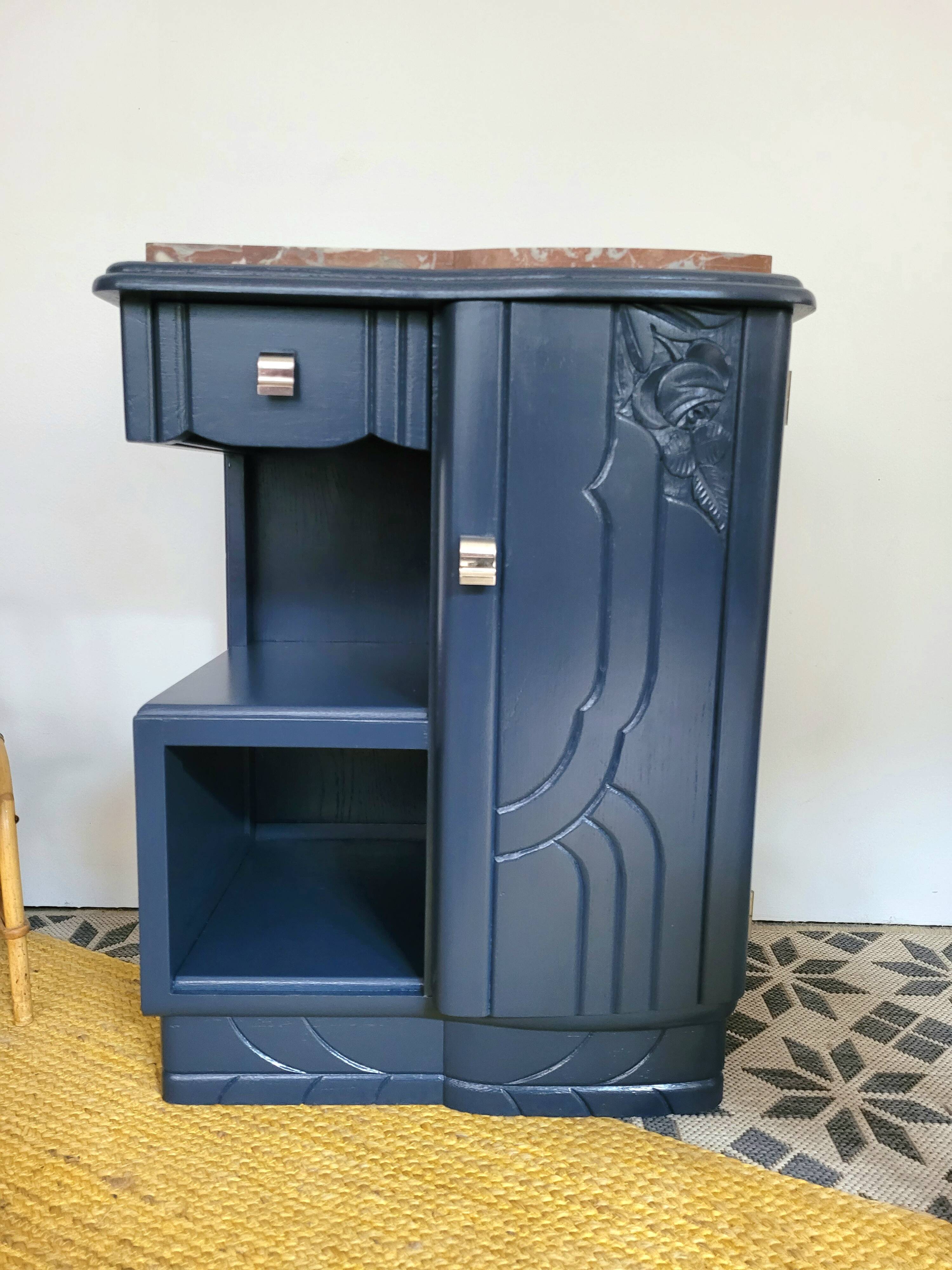 Art deco bedside