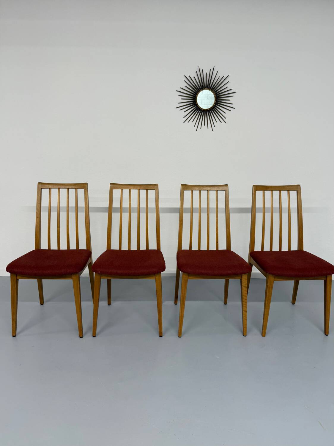 Set of 4 chairs in solid beech and vintage orange fabric, 70s design