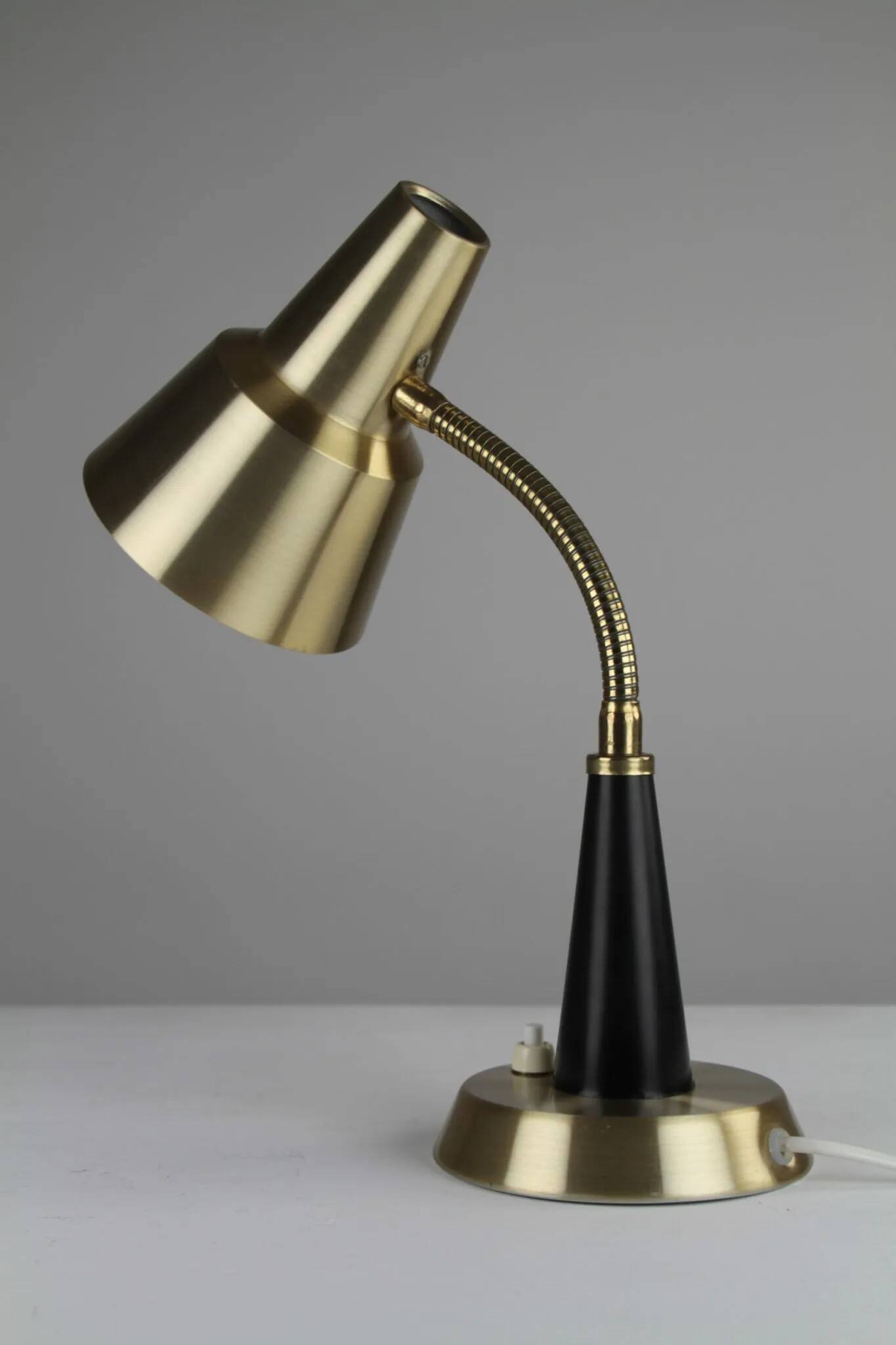 Table / Desk Lamp Model 600/5 by Gemi — Swedish Modernism in Black & Brass, 1960s