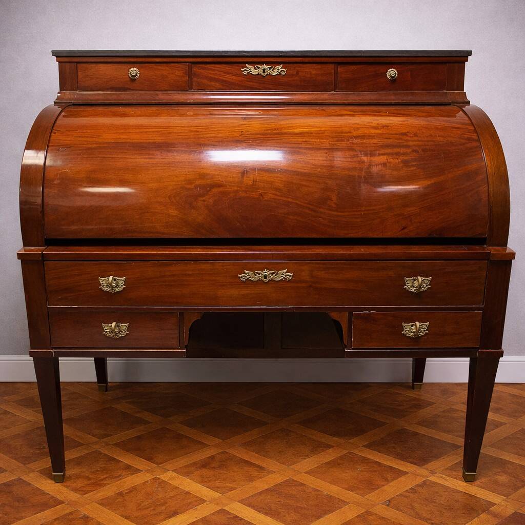 Louis XVI style cylinder desk in mahogany with a double system.