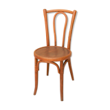 Chaise bistrot gaufrée par les éditions Baumann