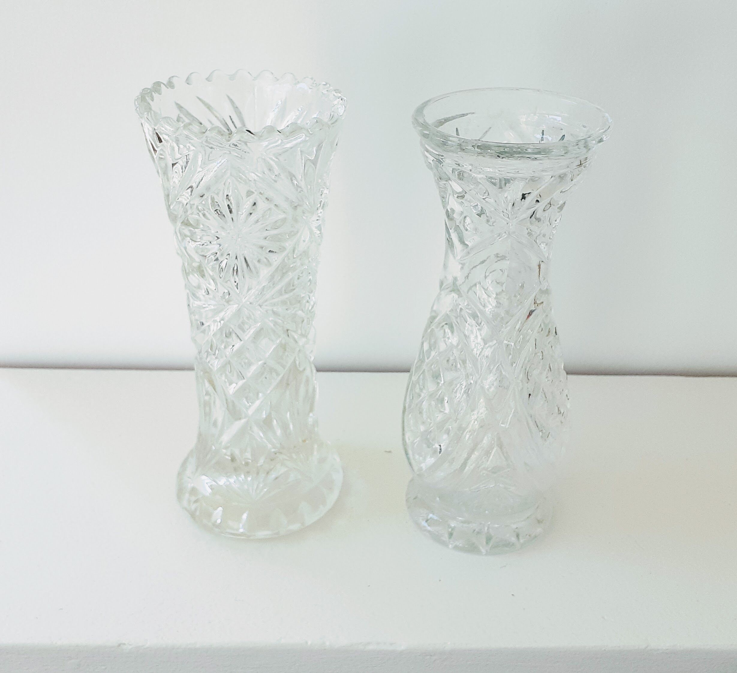 Vases in cut crystal