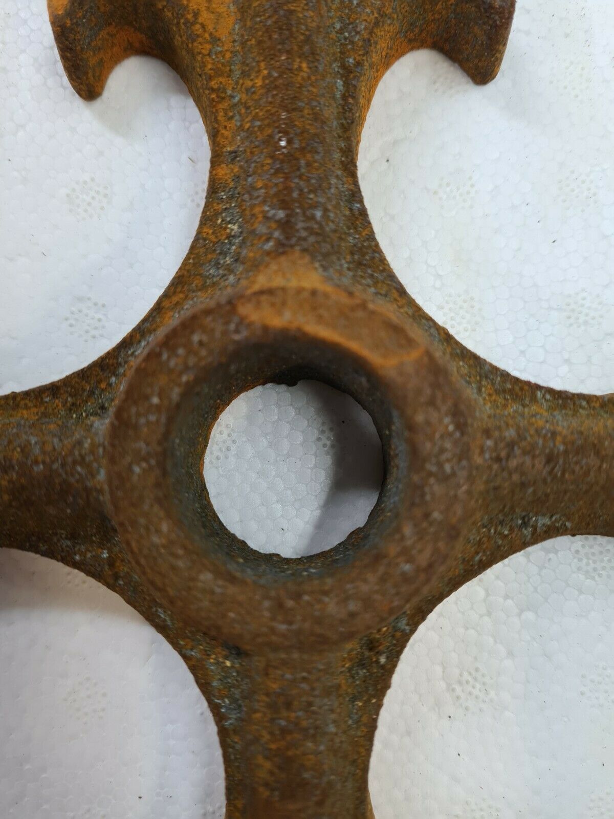 cast iron anchor