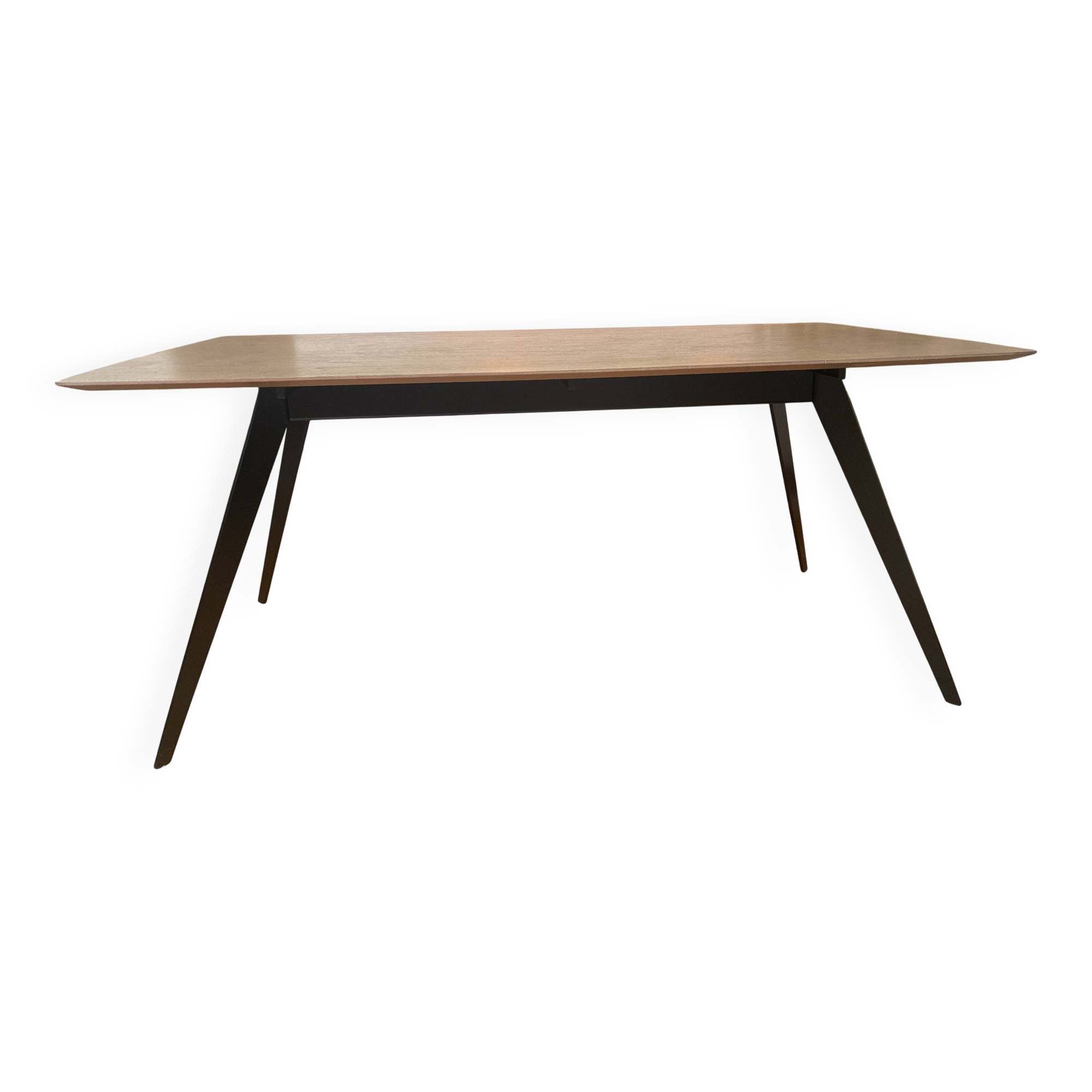 Table Aise / brand Treku