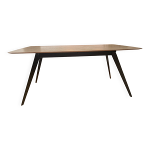 Table Aise / marque Treku