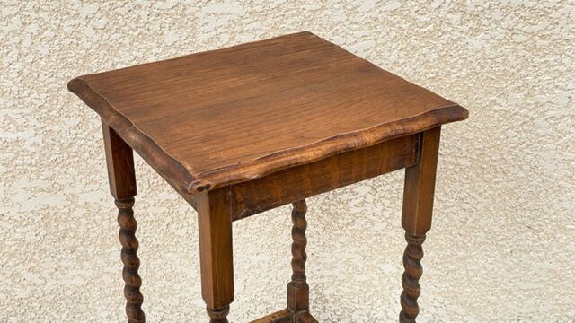 Side table in the countryside style in turned wood