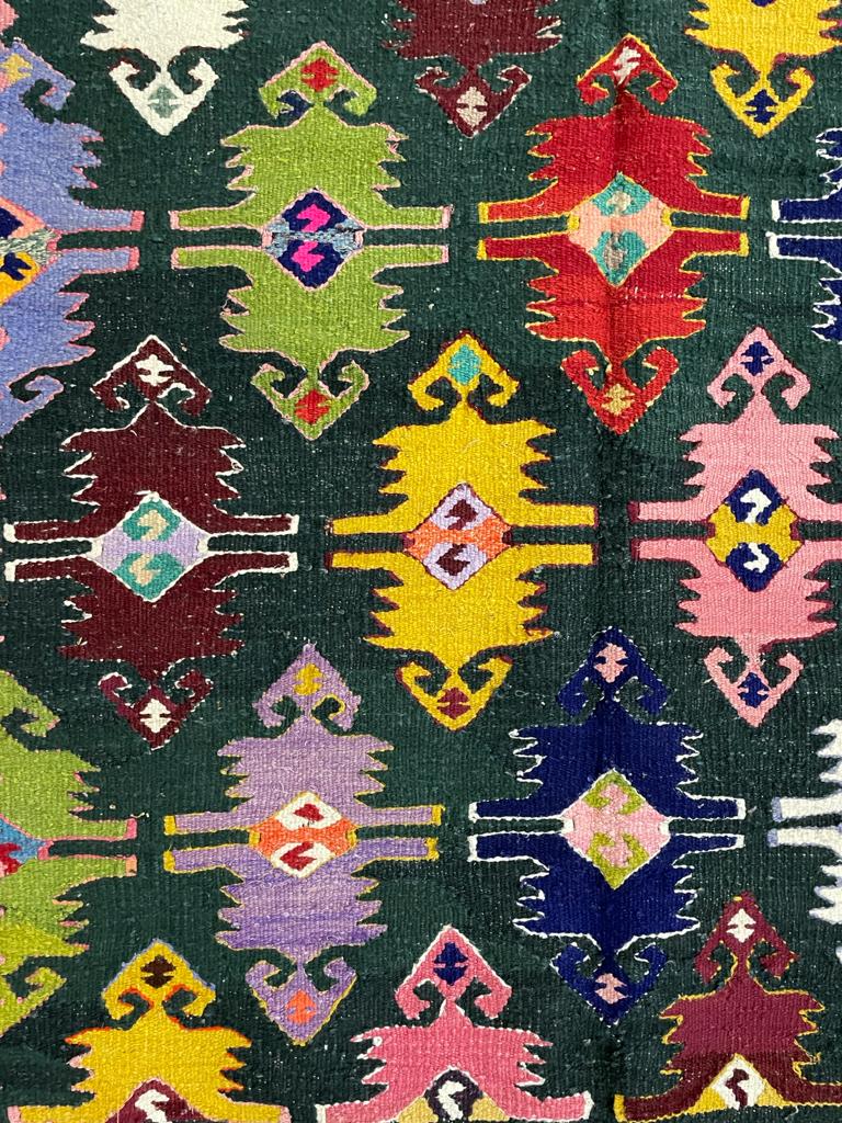 Gorgeous old Romanian kilim, geometrical design, colorful wool tapis kilim Tapis roumain
