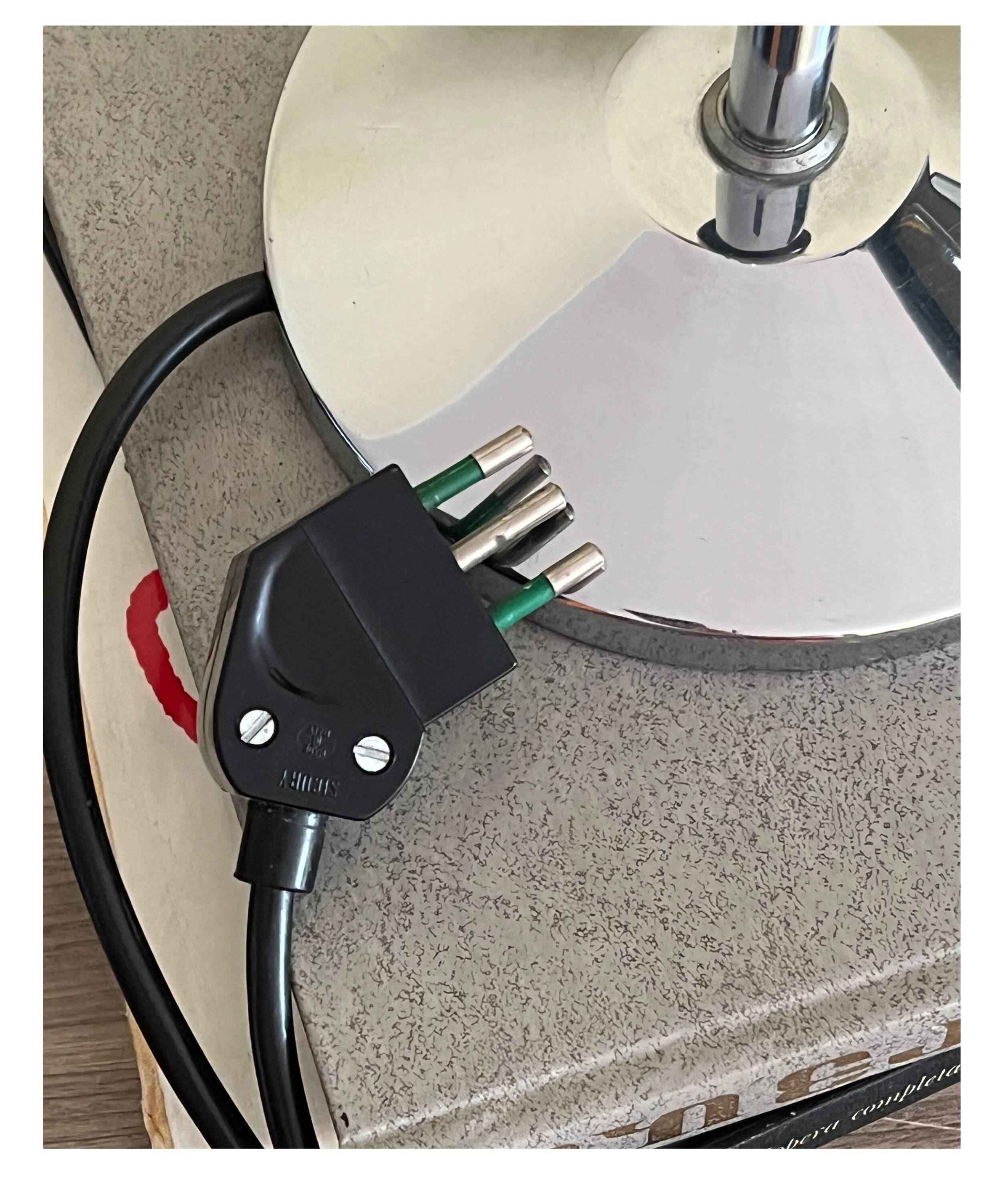 Vintage Ministerial Desk Lamp – 1930s–1940s