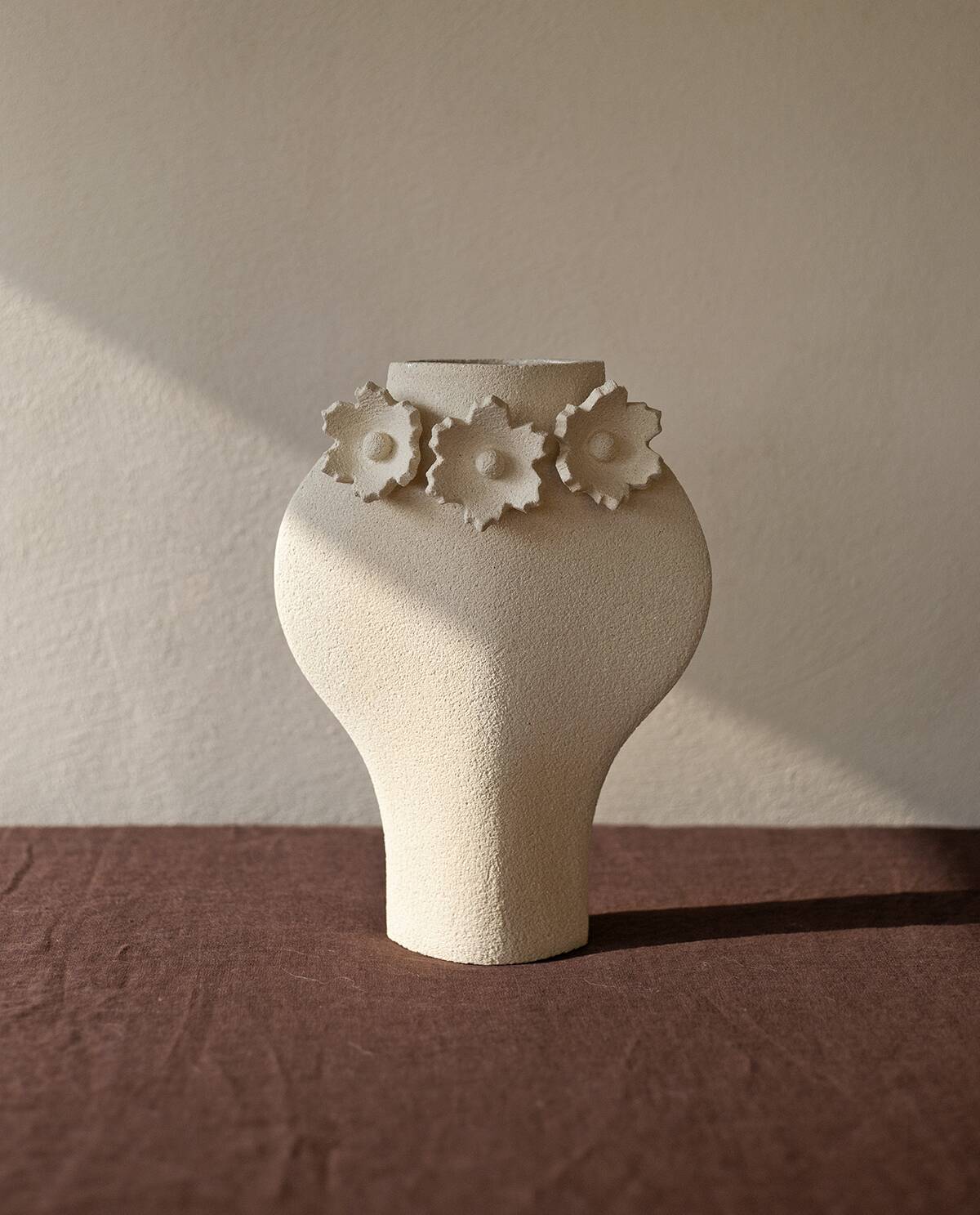 Ceramic Vase 'Sculptural Flowers - Dal'