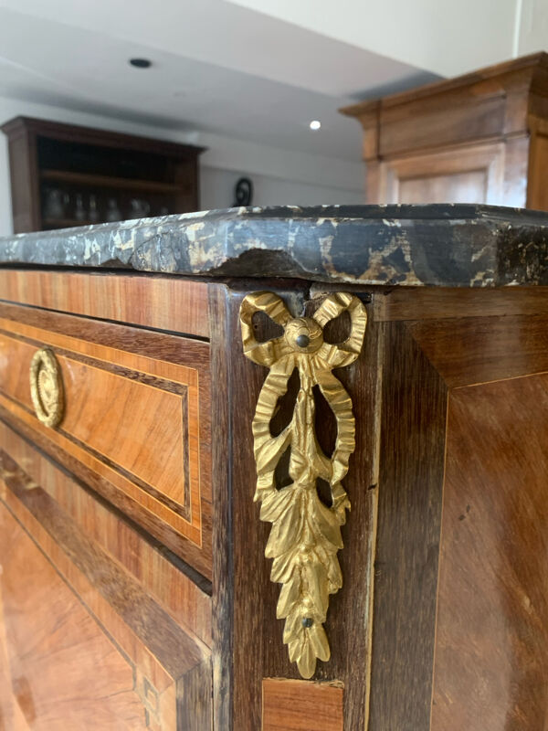 Ancien secrétaire Louis XVI estampillé J BIRKLE