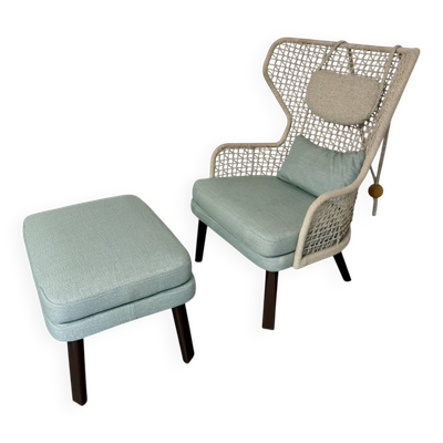 Fauteuil bergère Emma  et ottoman design Monica Armani pour Varaschin
