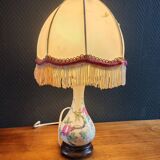 Porcelain table lamp with floral decoration