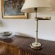 Lampe de table Hollywood Regency en laiton, Tommaso Barbi Italie 1970
