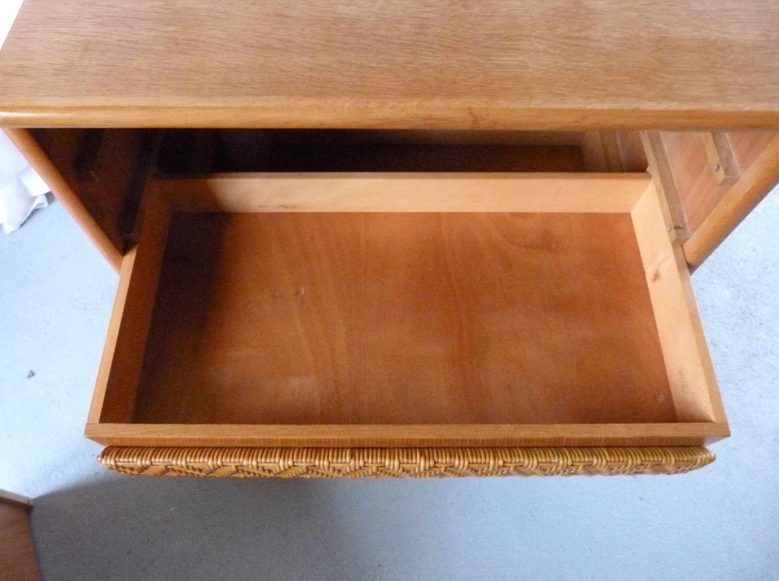 60s chest of drawers