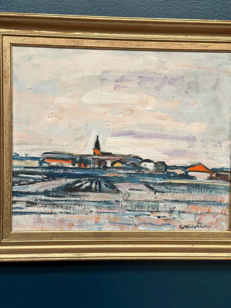 Original Swedish Oil on Panel – "Uppsala" by Gusten Widerbäck – Signed – Dated 1965 (on the back) – Framed – 38 × 43 cm