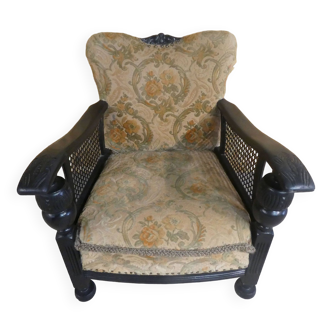 Ancien fauteuil en bois sculpté canné vintage