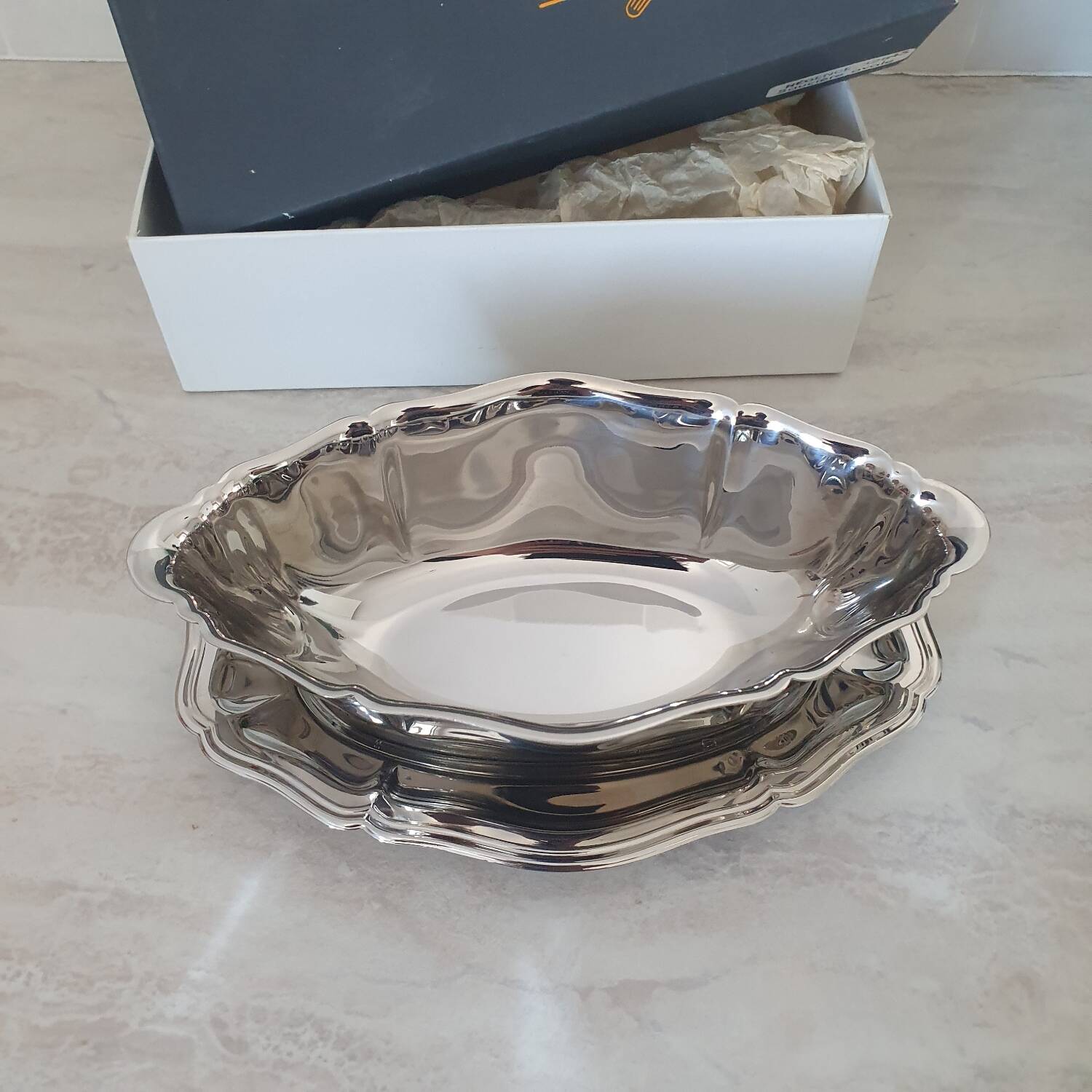 Guy Degrenne 18/10 stainless steel sauceboat, Régence collection