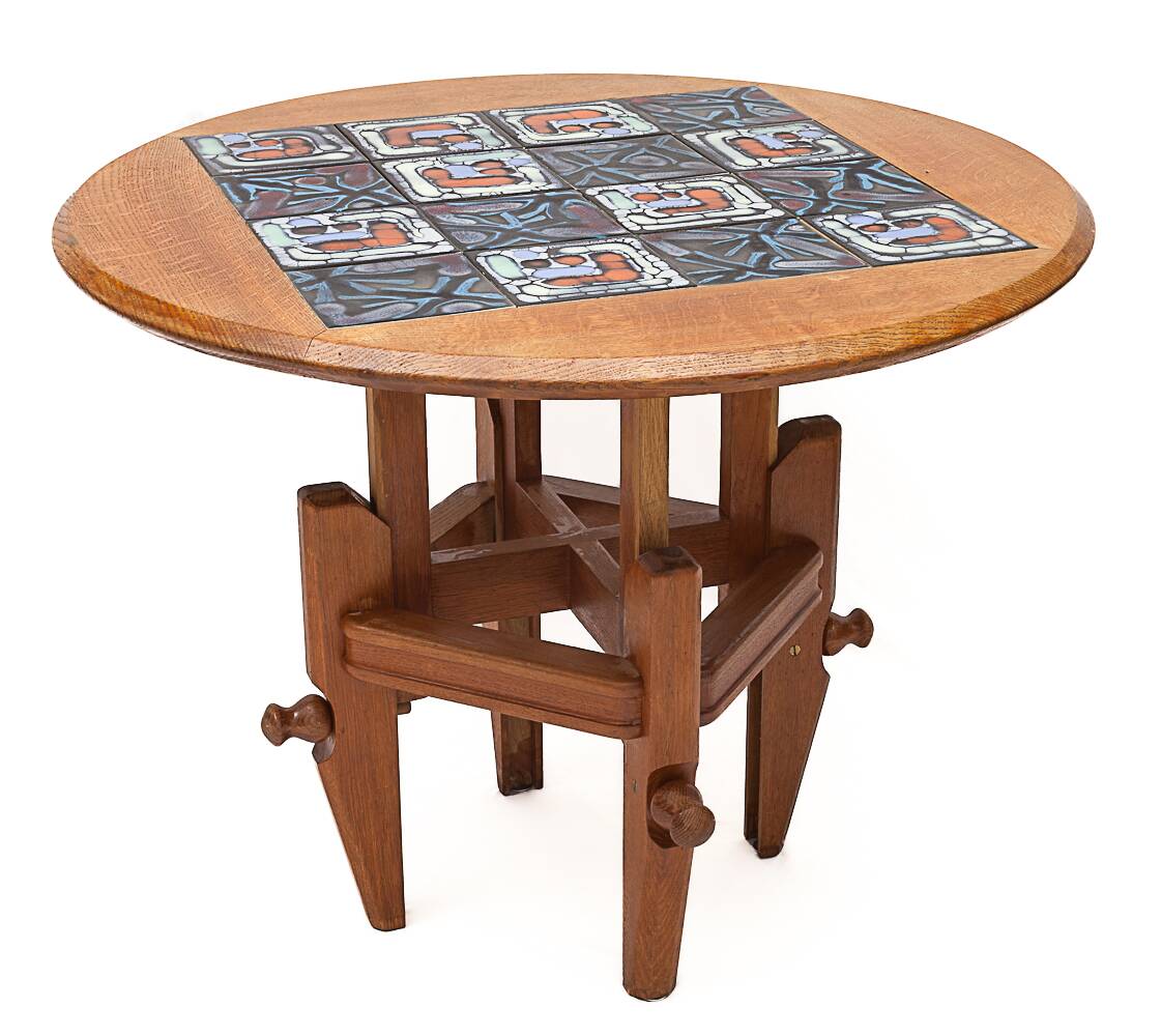 Monte-Baisse round table by Guillerme and Chambron