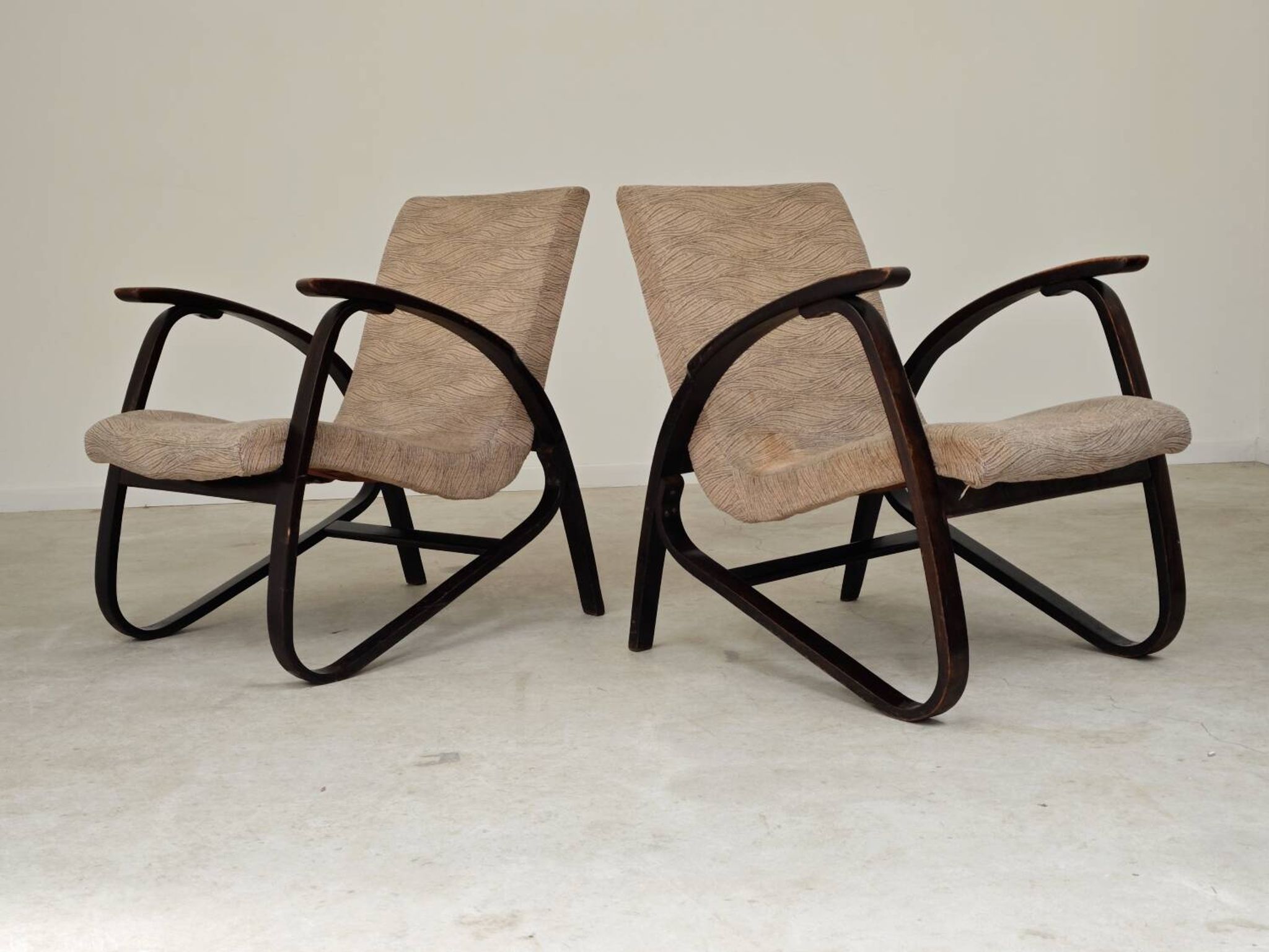 Paire de fauteuils art déco par Jan Vanek 1930