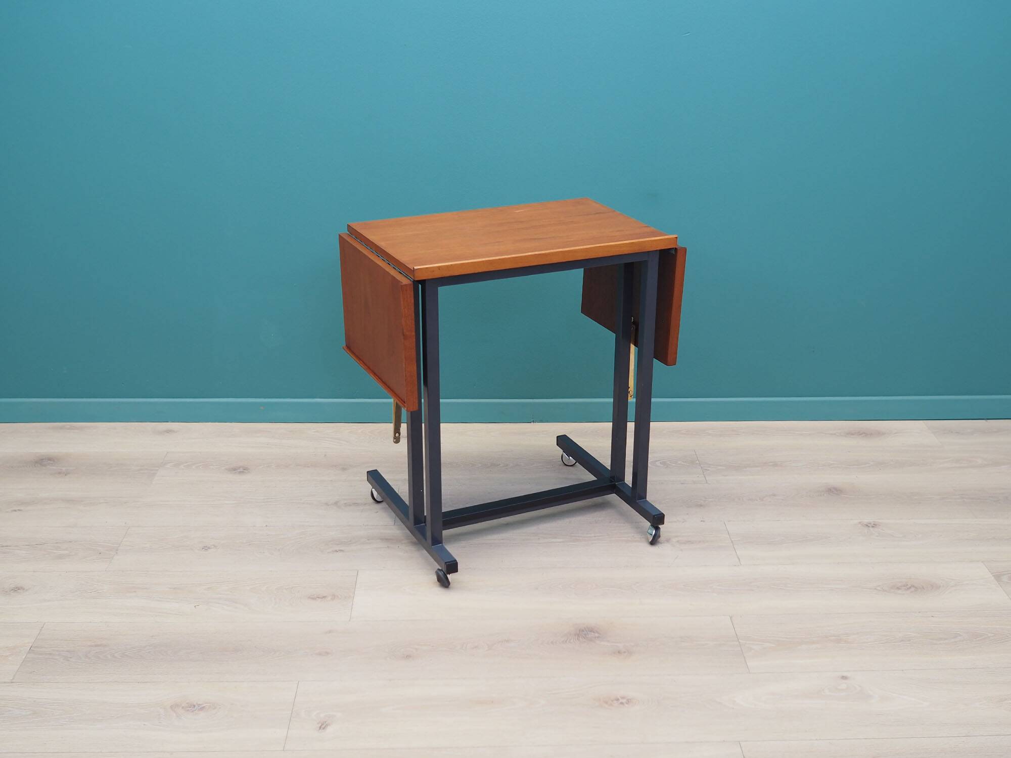 Troley table, Danish design, 1970s, production: Labofa Møbler